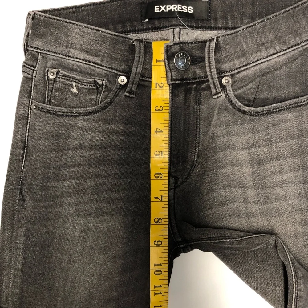 Express Women’s  leggings Jeans with Ripped Knee size 0R